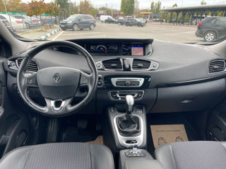 Renault Scenic foto 8