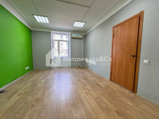 Apartament 2 camere ! Ultracentru, bd. Ștefan cel Mare! foto 4