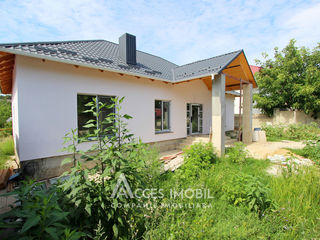 Casă! str. Zavoiului, Dumbrava, 4 camere + living! Variantă Albă! foto 1