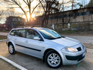 Renault Megane foto 3