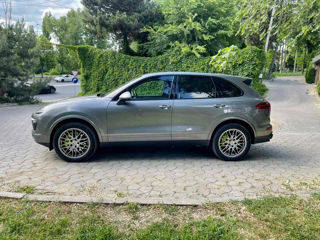 Porsche Cayenne foto 4