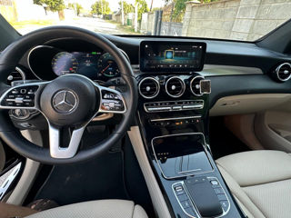 Mercedes GLC foto 6