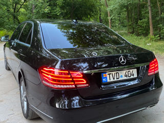 Mercedes E-Class foto 2