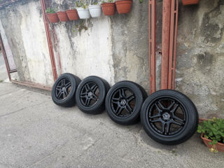 Se vinde 4 discuri r 18 scose de la Mercedes caban cu anvelope 235-50-18