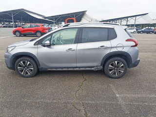 Peugeot 2008 foto 13