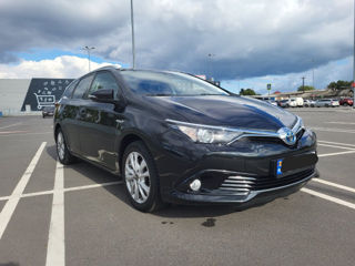 Toyota Auris foto 1