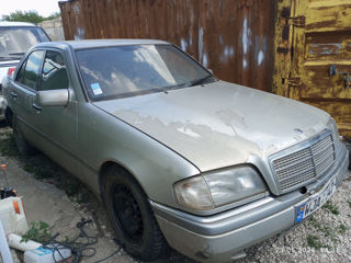 Mercedes w 202 piese запчасть Налетай .все на шару . foto 1