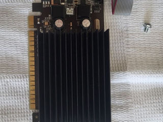 Vand Placa video Nvidia GeForce 210 1GB foto 2