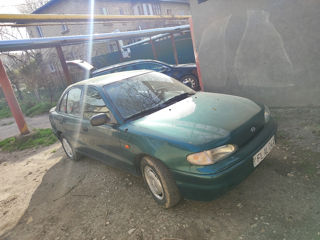 Hyundai Accent foto 2