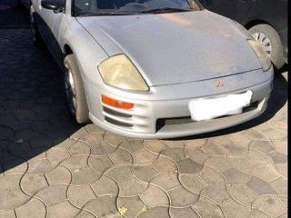 Mitsubishi Eclipse foto 2