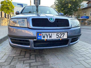 Skoda Superb foto 6