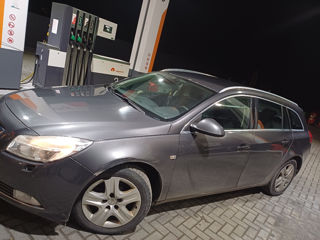 Opel Insignia foto 2