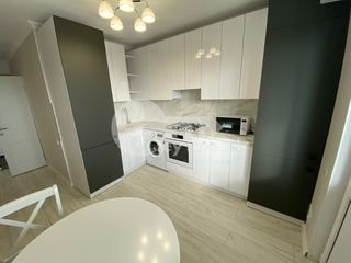 Apartament în bloc nou, zonă de parc, str. N. Testemițeanu, 300 € ! foto 2