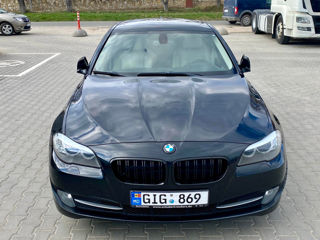 BMW 5 Series foto 1