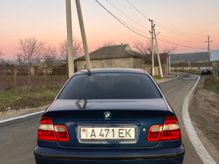 BMW 3 Series foto 4