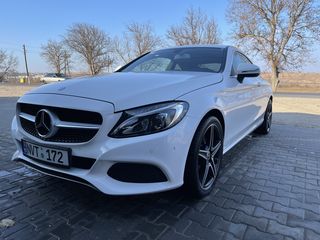 Mercedes C-Class Coupe foto 2