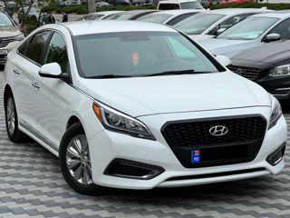 Hyundai Sonata foto 1