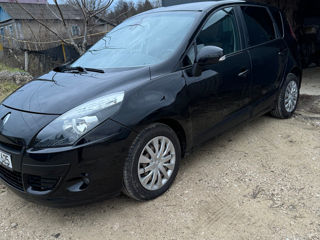 Renault Scenic foto 2