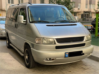 Volkswagen Transporter foto 1