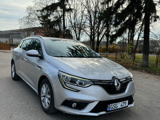 Renault Megane foto 2