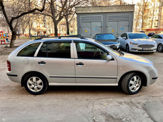 Skoda Fabia foto 8