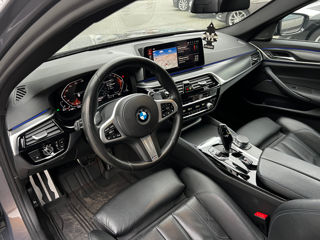 BMW 5 Series foto 6