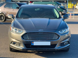 Ford Fusion foto 5