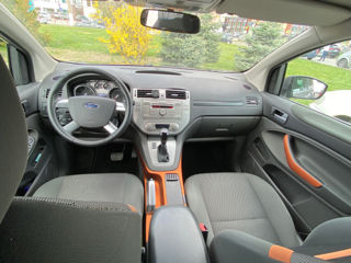 Ford Kuga foto 9