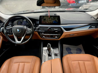 BMW 5 Series foto 10