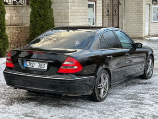 Mercedes E-Class foto 4