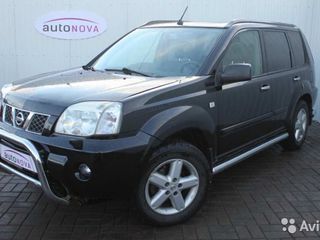 Vind piese la nissan x-trail t30