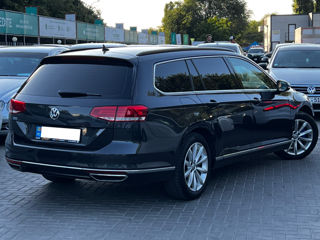 Volkswagen Passat foto 4