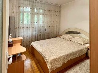 Apartament cu 3 camere, 64 m², Râșcani, Chișinău foto 2