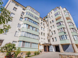 Apartament cu 2 camere, 68 m², Centru, Chișinău foto 9