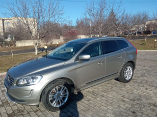 Volvo XC60 foto 5