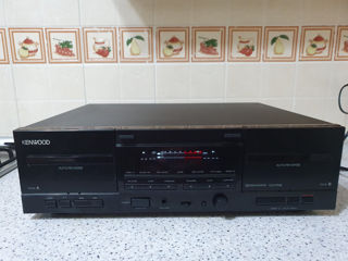 Kenwood KX-W4080 Стерео двухкассетник с реверсом.