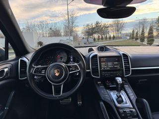 Porsche Cayenne foto 8