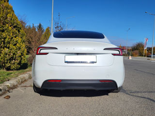 Tesla Model 3 foto 9