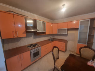 Apartament cu 3 camere, 127 m², Centru, Chișinău foto 3