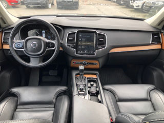 Volvo XC90 foto 10