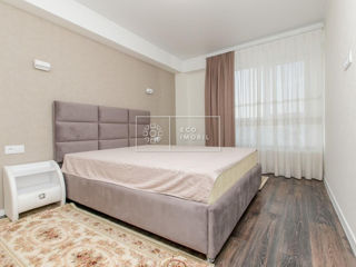 Apartament cu 2 camere, 68 m², Centru, Chișinău foto 8