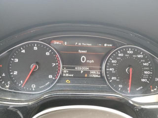 Audi A8 foto 9