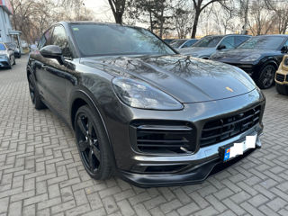 Porsche Cayenne Coupe foto 2