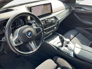 BMW 5 Series foto 7