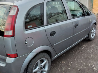 Opel Meriva foto 2