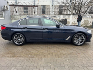 BMW 5 Series foto 3