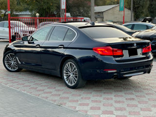 BMW 5 Series foto 3