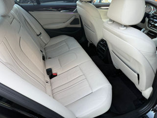 BMW 5 Series foto 16