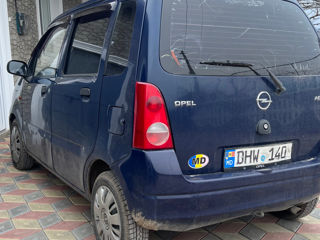 Opel Agila foto 4