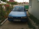 Nissan Sunny foto 8